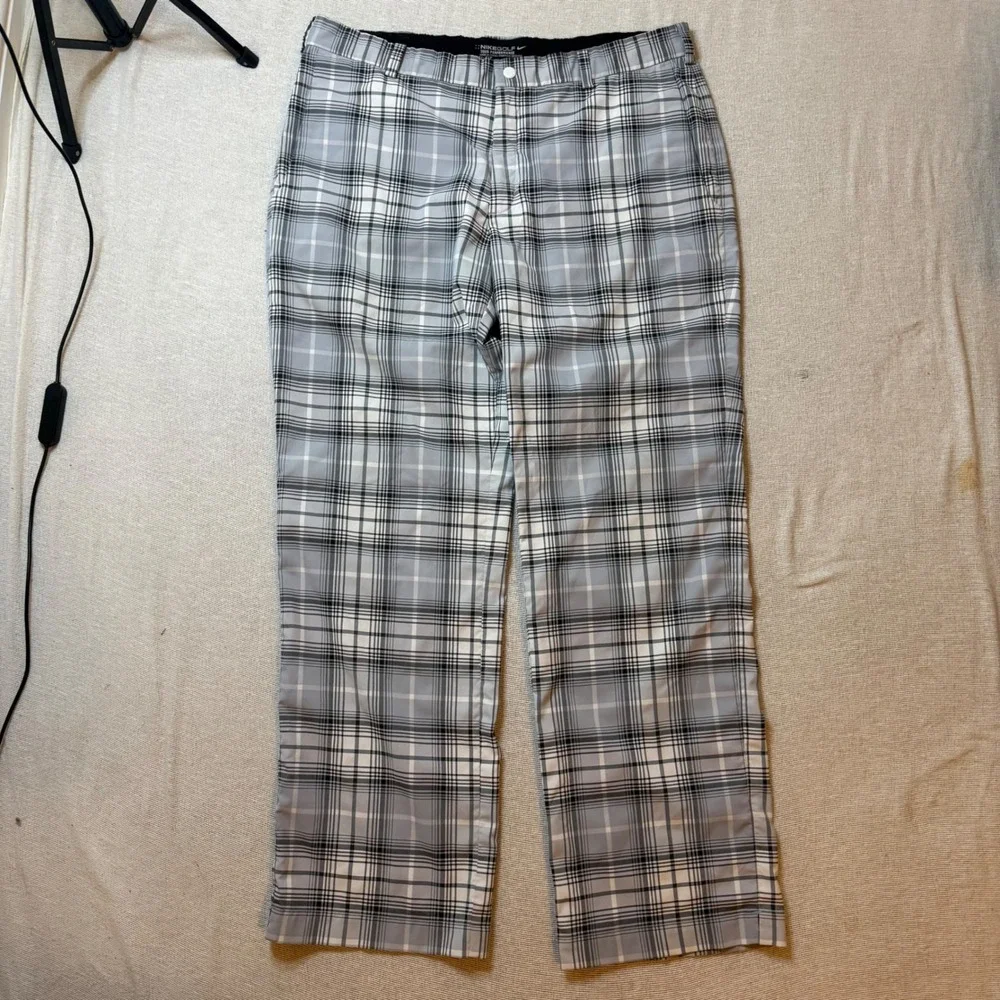 Nike Golf Pants Mens 35x30 Grey Plaid Dri-FIT Tour Performance 509741-101
